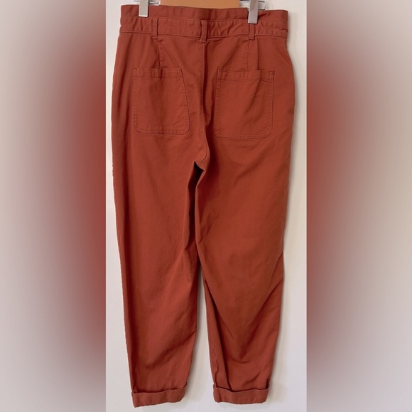Banana Republic| Cinnamon Barrel Paper Bag Waist Rolled Cuff Pants Sz 10 - Picture 5 of 5